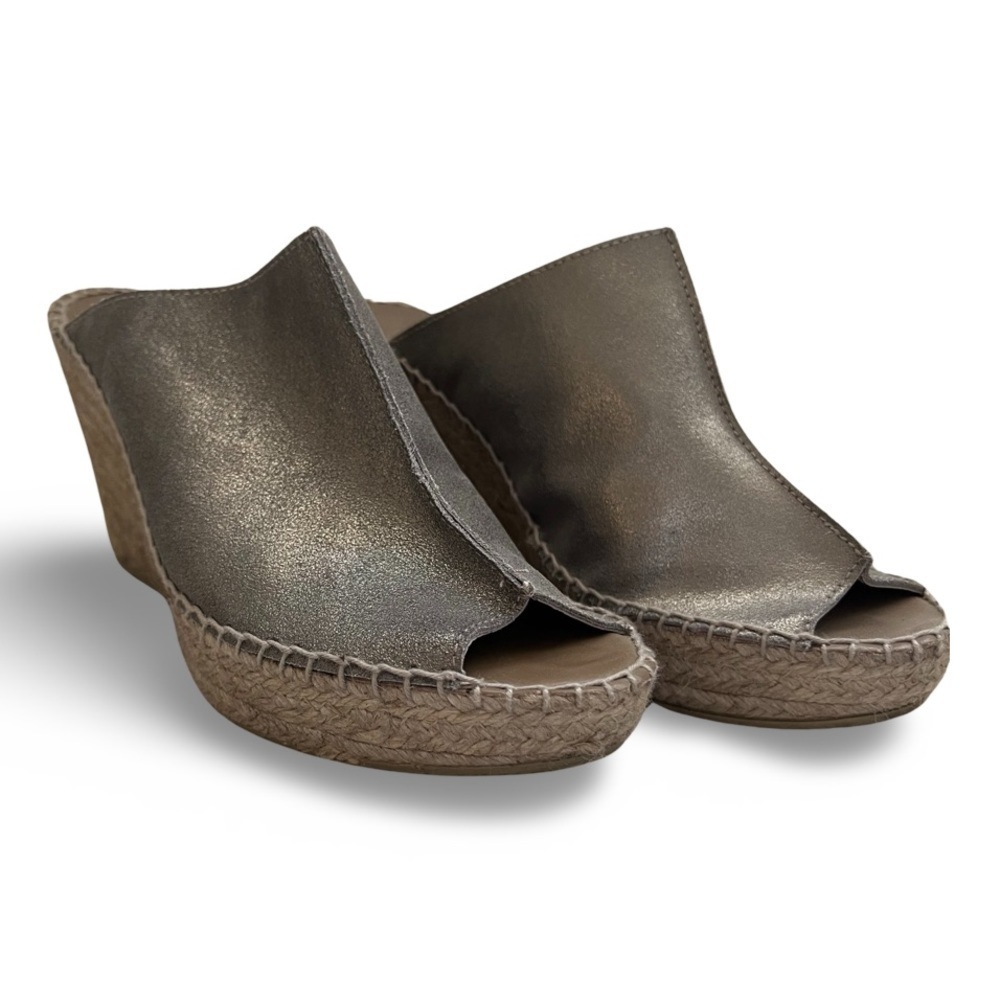 Andre aessous Silver Leather Espadrille sandals size 10